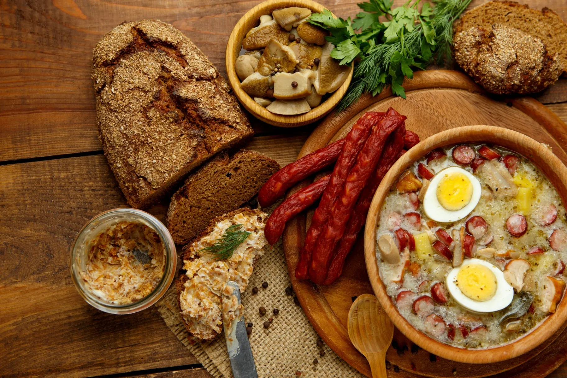 Traditional Polish żurek soup with bread